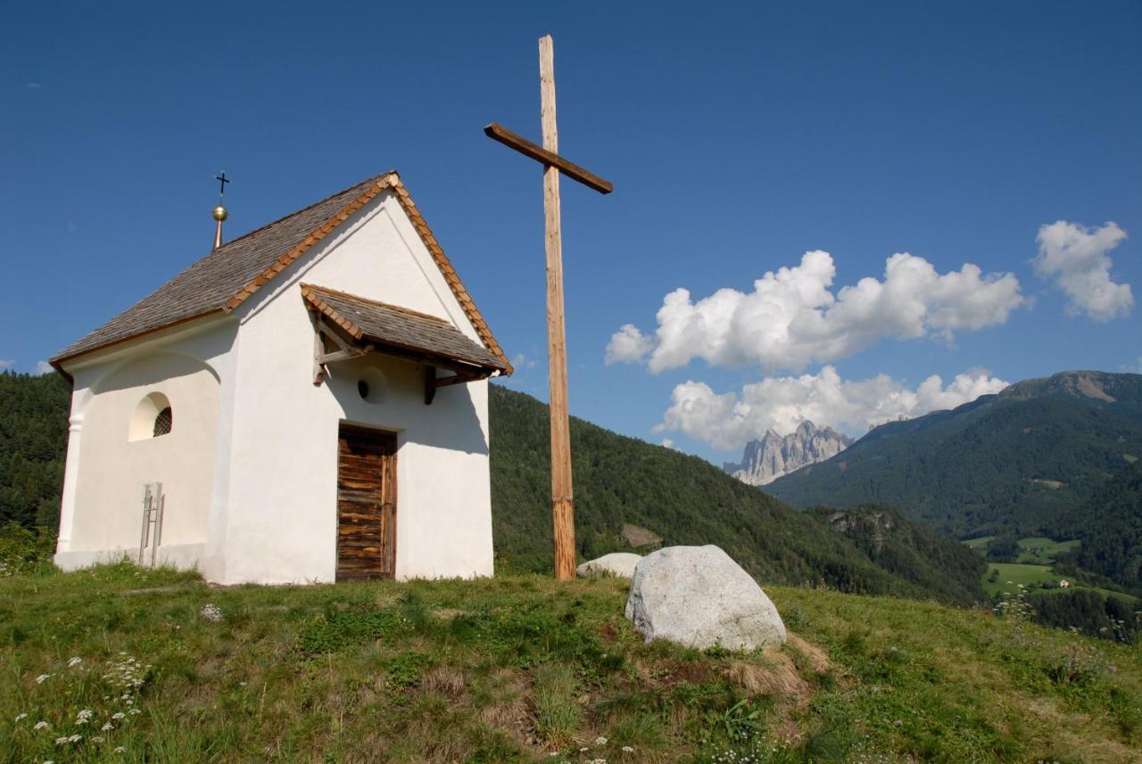 Gasthof Teiser Stern Funes  Dış mekan fotoğraf